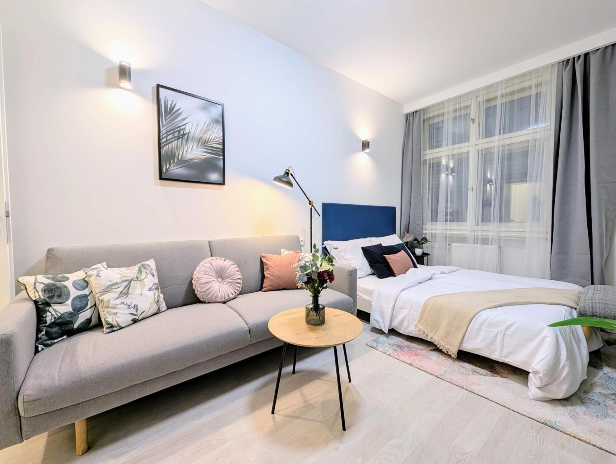 Apartamento Old Town 2 Bdr, Free Coffee *